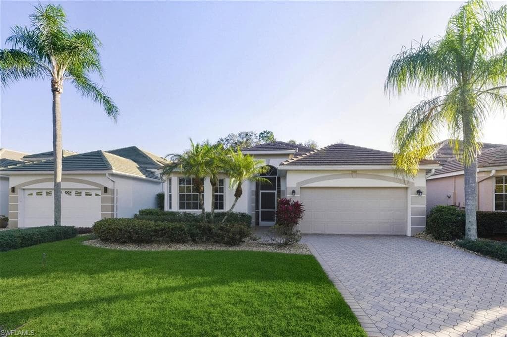 19741 Vintage Trace CIR, ESTERO FL 33967-1