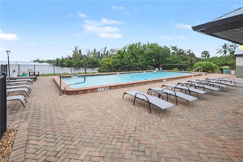 4510 N Key DR # 401, NORTH FORT MYERS FL 33903-15