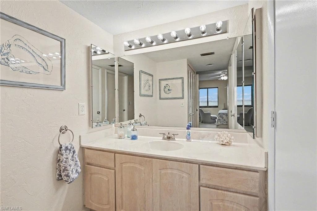 4510 N Key DR # 401, NORTH FORT MYERS FL 33903-11