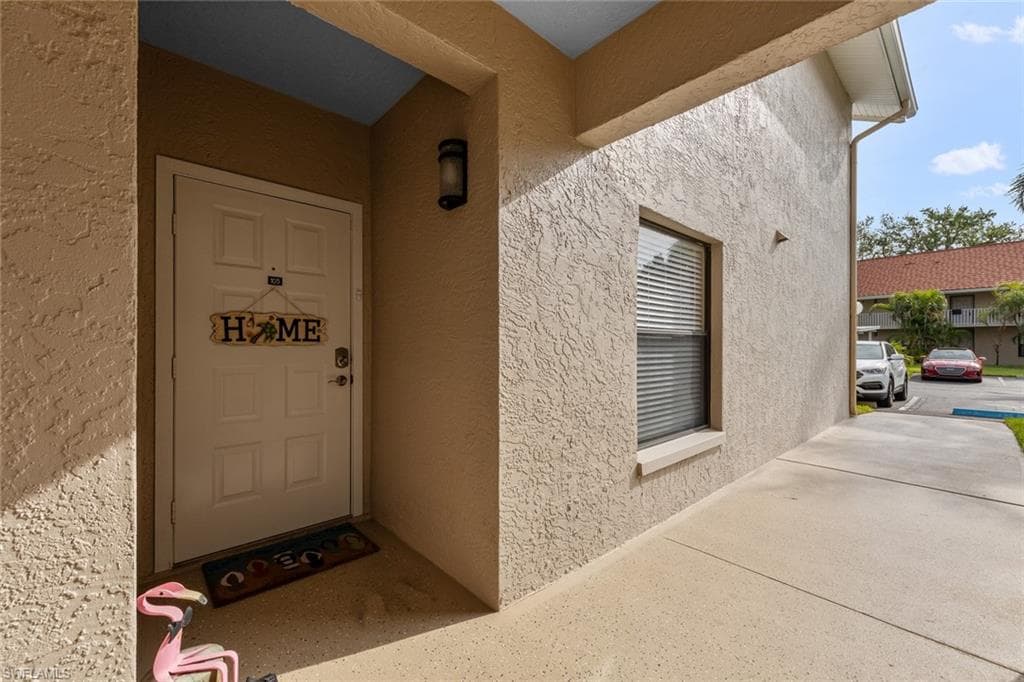 9623 Eaton Gardens LN # 105, FORT MYERS FL 33919-1