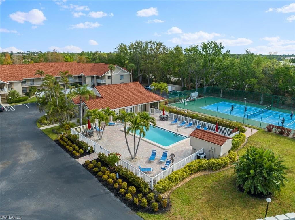 9623 Eaton Gardens LN # 105, FORT MYERS FL 33919-35