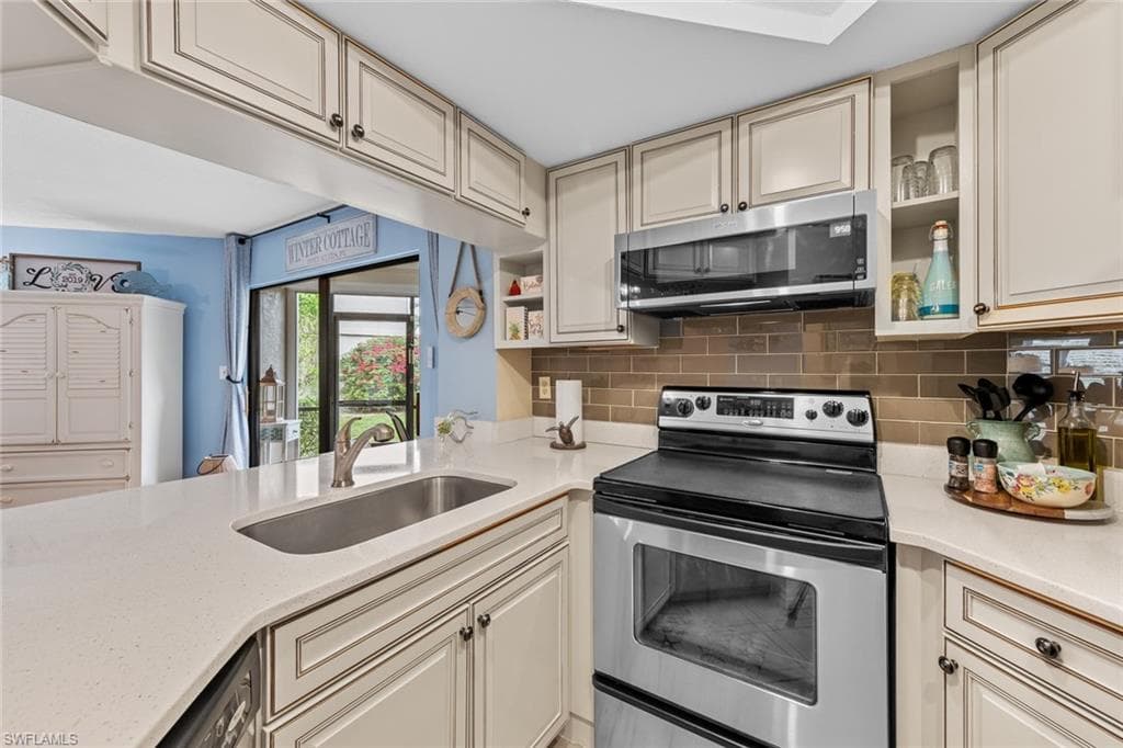 9623 Eaton Gardens LN # 105, FORT MYERS FL 33919-4