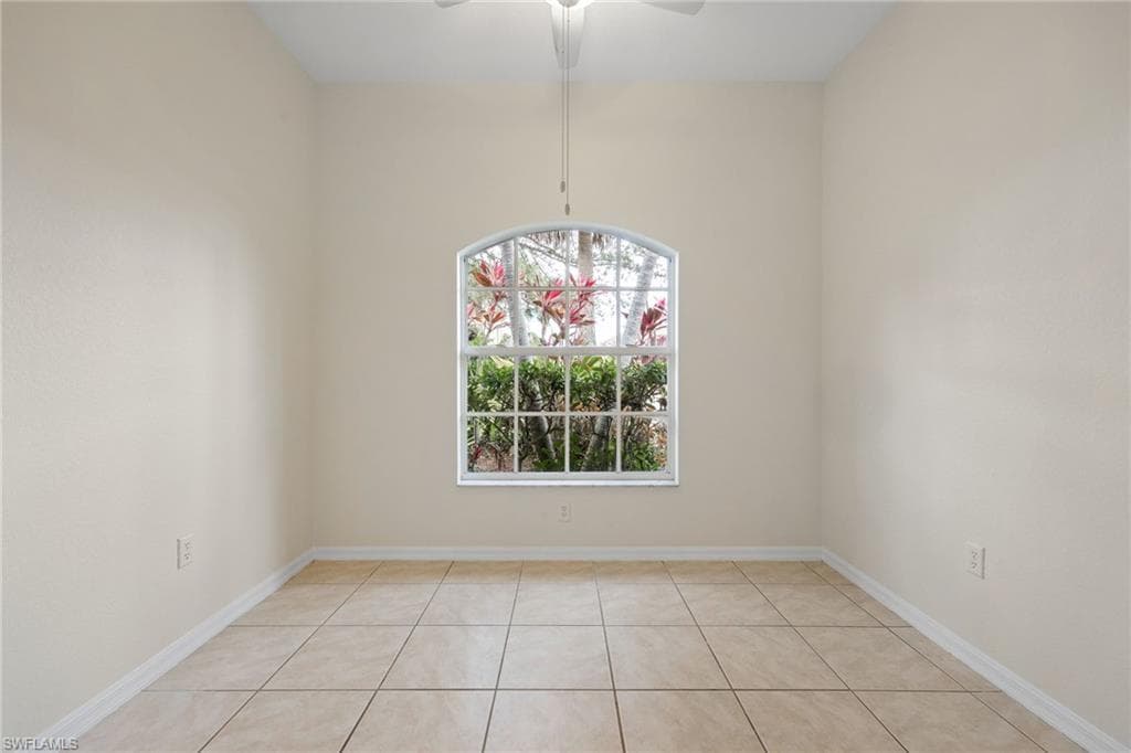 9733 Mendocino DR, FORT MYERS FL 33919-6