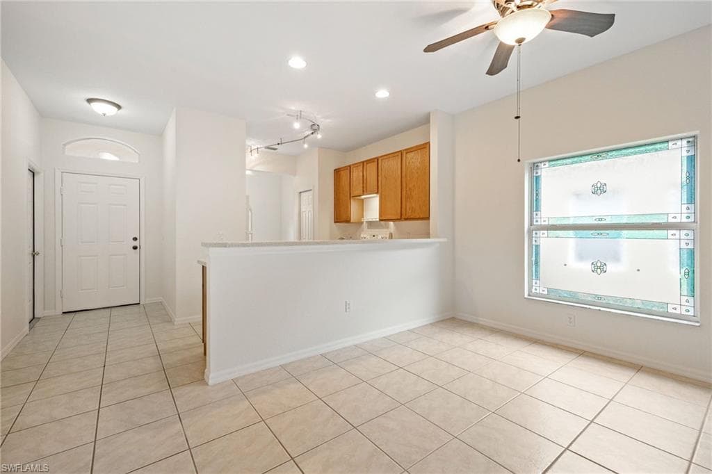 9733 Mendocino DR, FORT MYERS FL 33919-9