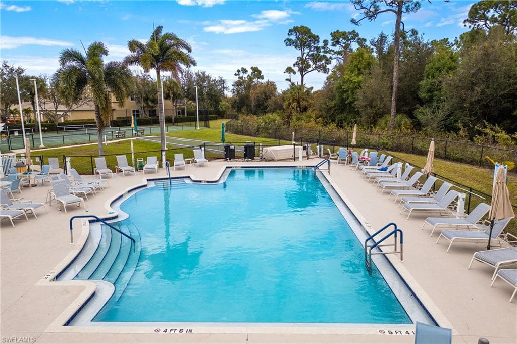 9733 Mendocino DR, FORT MYERS FL 33919-32