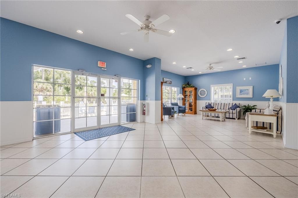 9733 Mendocino DR, FORT MYERS FL 33919-36