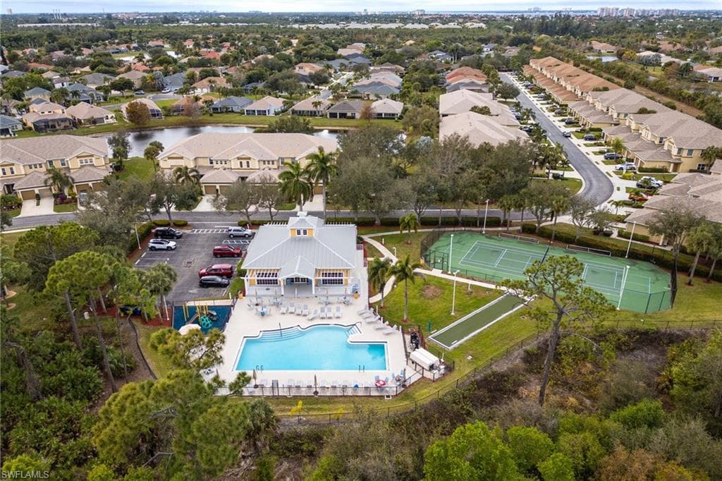 9733 Mendocino DR, FORT MYERS FL 33919-34