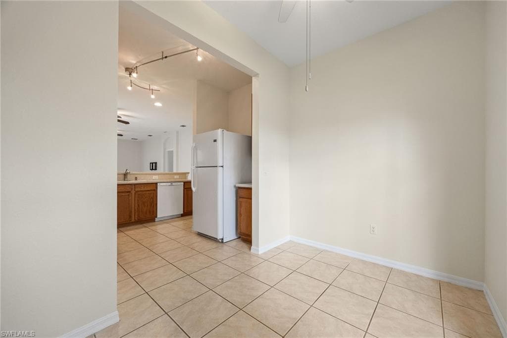 9733 Mendocino DR, FORT MYERS FL 33919-7