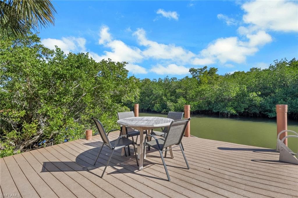 1292 Grand Canal DR-35