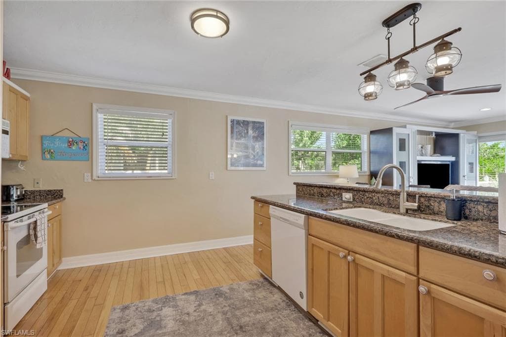 1292 Grand Canal DR-7