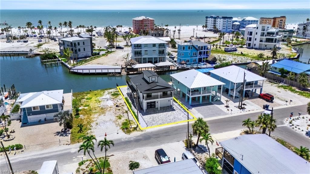 910 3rd ST, FORT MYERS BEACH FL 33931-47