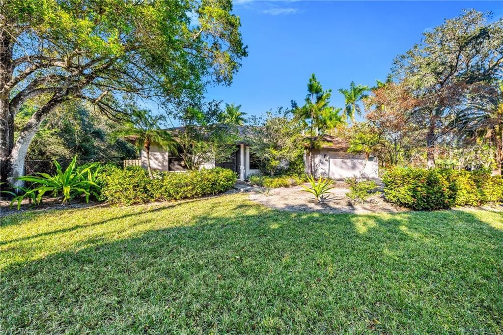 5191 Mahogany Ridge DR, NAPLES FL 34119-2