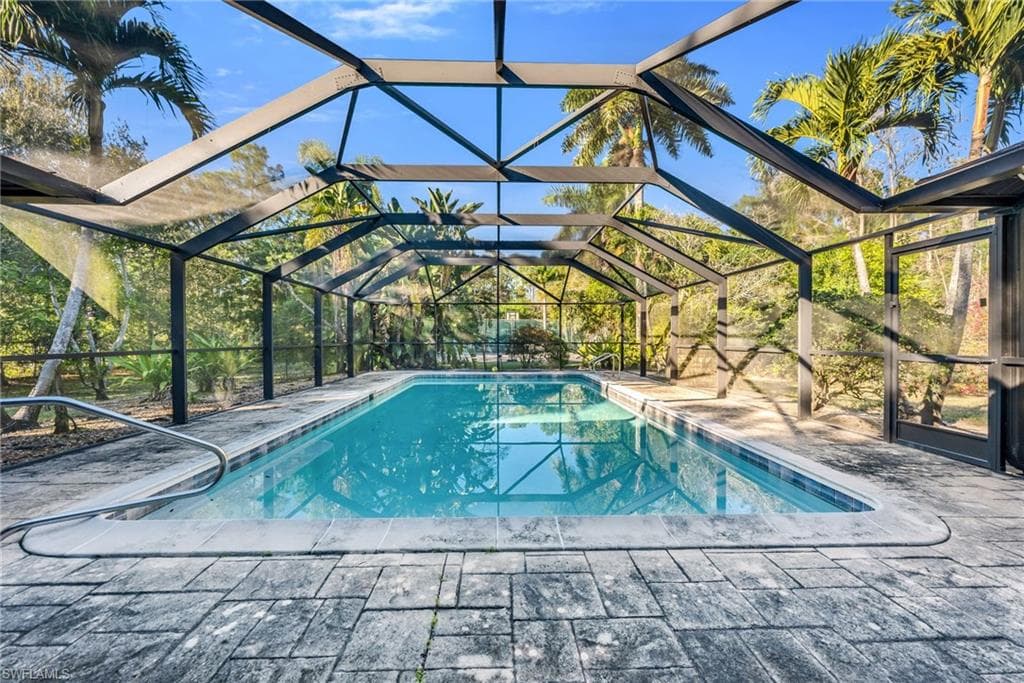 5191 Mahogany Ridge DR, NAPLES FL 34119-17