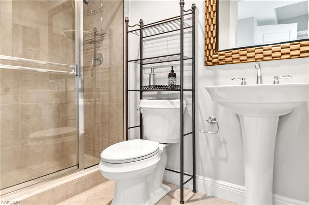 23850 Via Italia CIR # 1706, ESTERO FL 34134-17