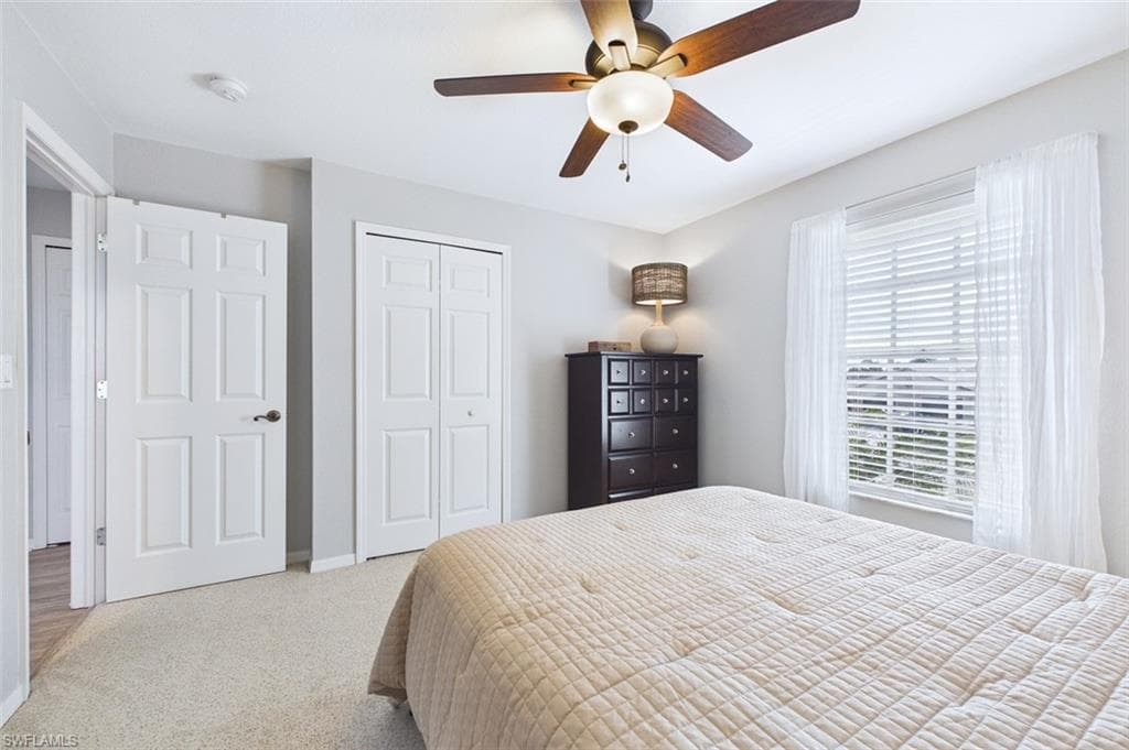 925 SW 47th TER 201-22