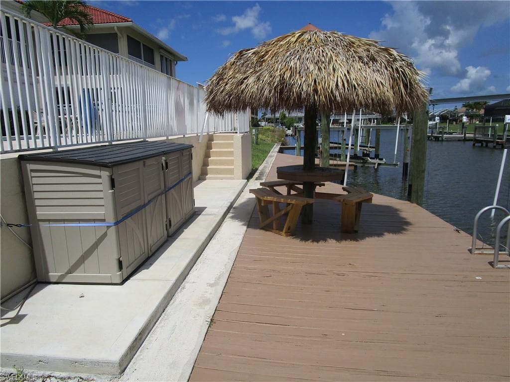 925 SW 47th TER 201-35