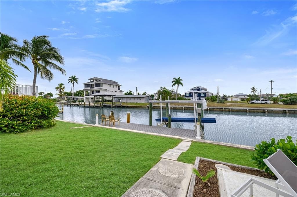 280 Ibis ST, FORT MYERS BEACH FL 33931-25