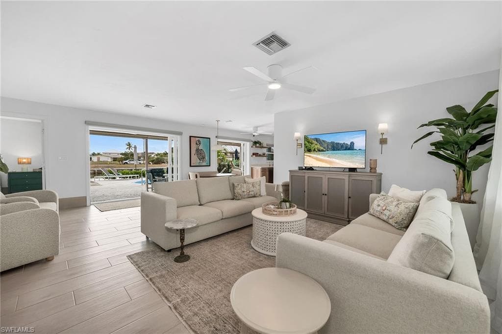 280 Ibis ST, FORT MYERS BEACH FL 33931-2