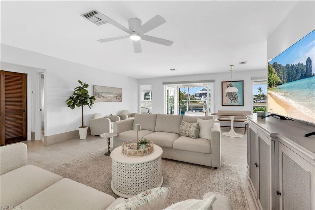 280 Ibis ST, FORT MYERS BEACH FL 33931-3