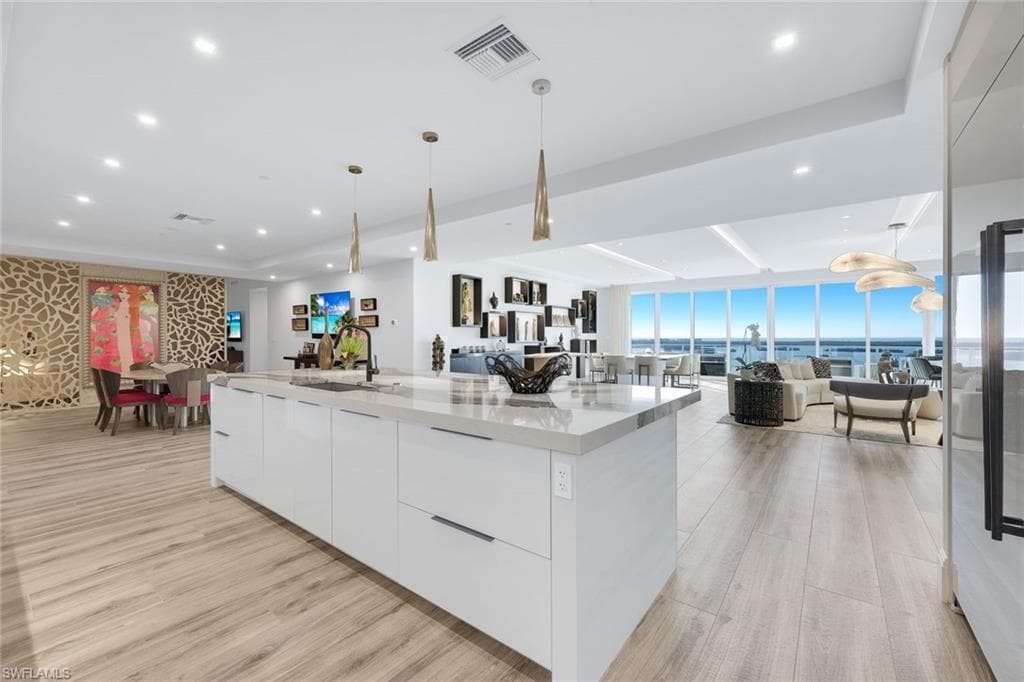 4991 Bonita Bay BLVD # 1102, BONITA SPRINGS FL 34134-13