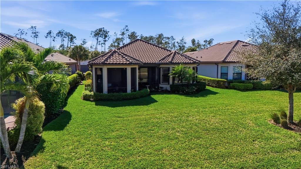 8665 Dilillo CT, NAPLES FL 34119-28