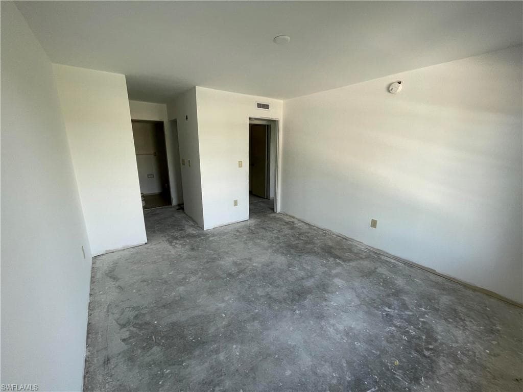 21260 Brinson AVE # 303, PORT CHARLOTTE FL 33952-10