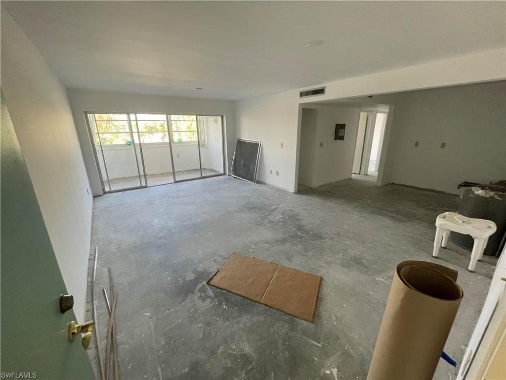 21260 Brinson AVE # 303, PORT CHARLOTTE FL 33952-3