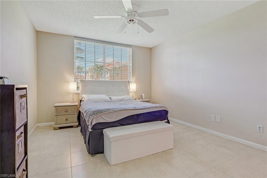 1265 Wildwood Lakes BLVD # 106, NAPLES FL 34104-8