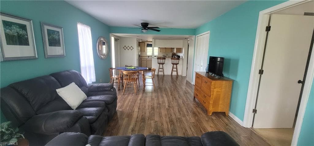 4213 SE 19th AVE # 208, CAPE CORAL FL 33904-8
