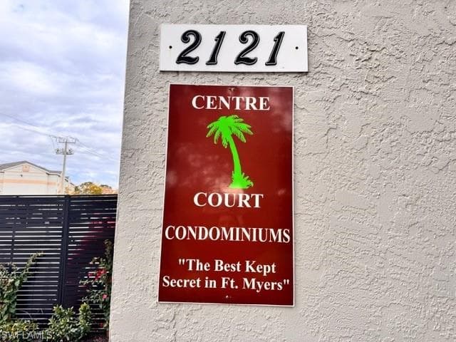 2121 Collier AVE # 220, FORT MYERS FL 33901-1