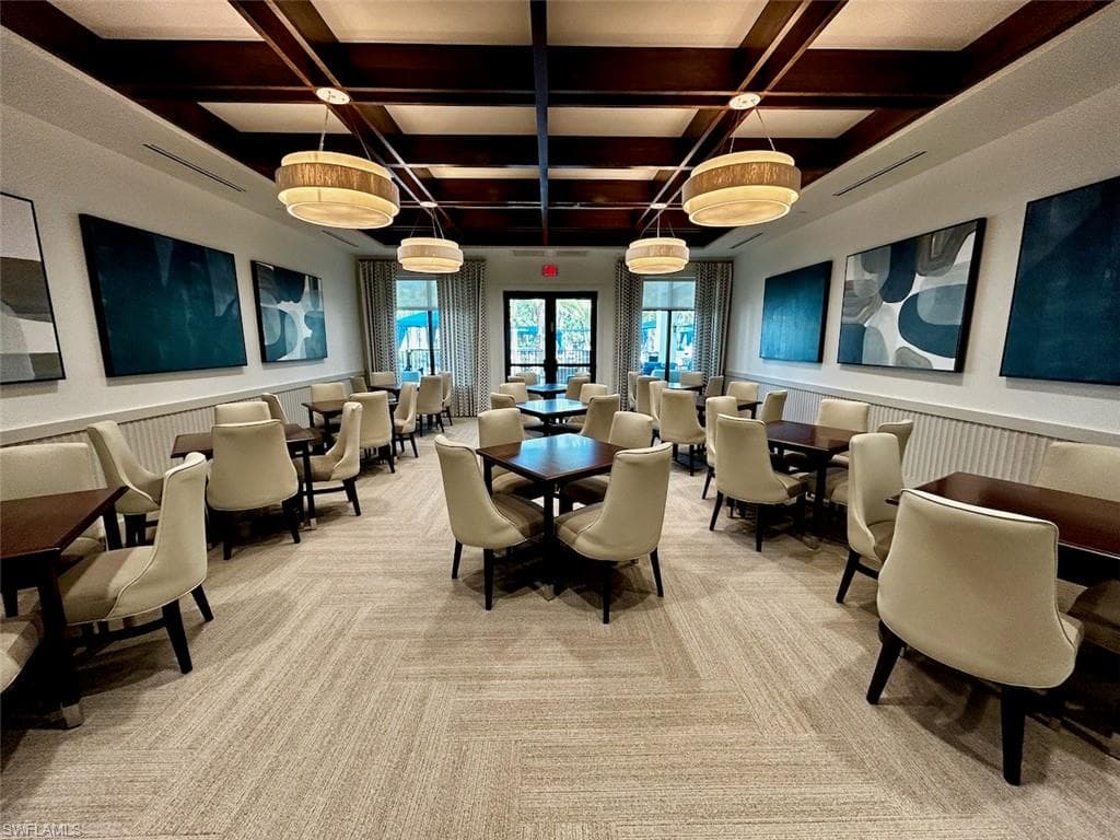 11528 Jacaranda DR, NAPLES FL 34120-46