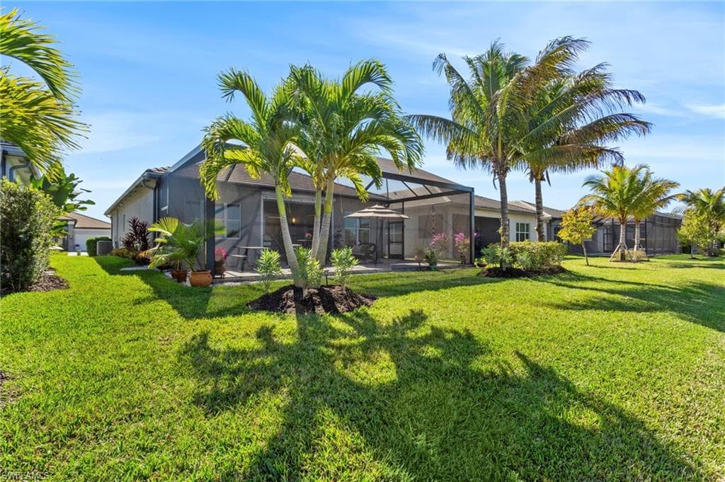 11528 Jacaranda DR, NAPLES FL 34120-2