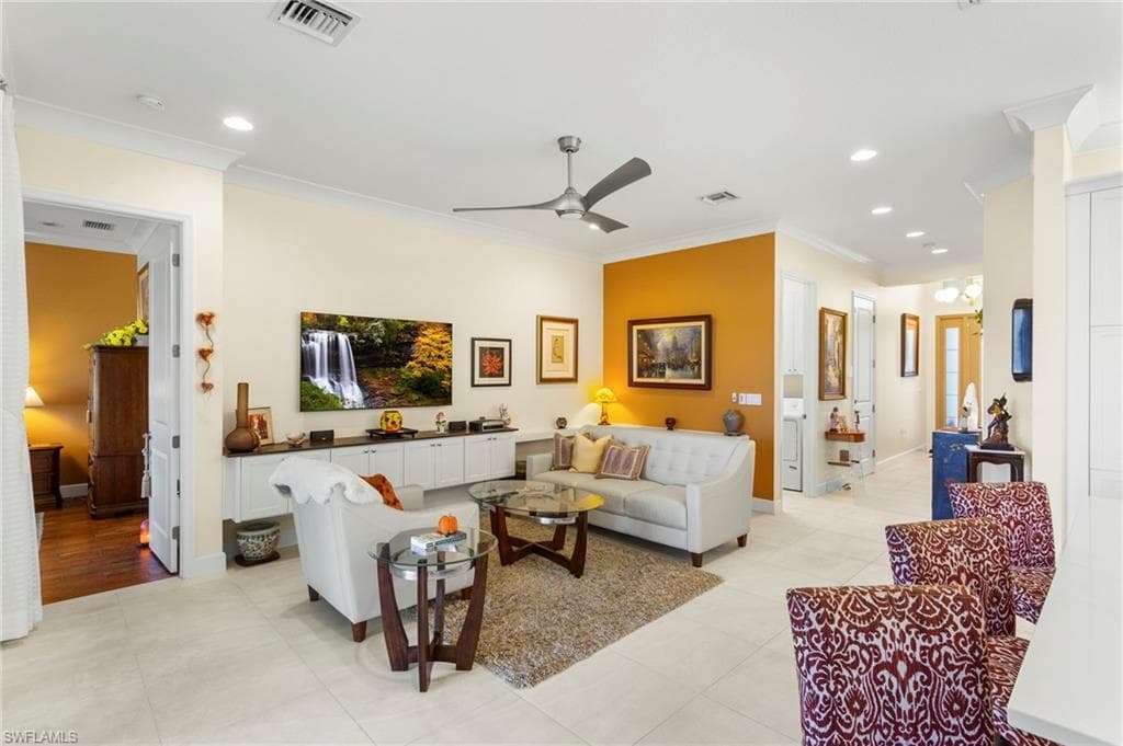 11528 Jacaranda DR, NAPLES FL 34120-8