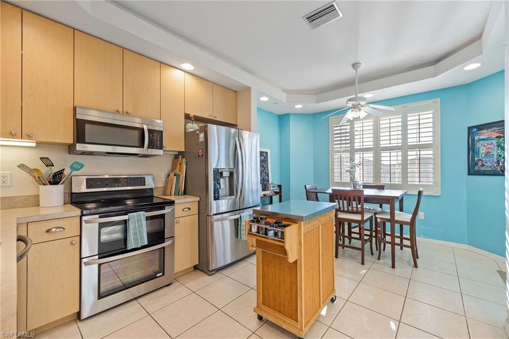 1121 Van Loon Commons CIR # 305, CAPE CORAL FL 33909-16