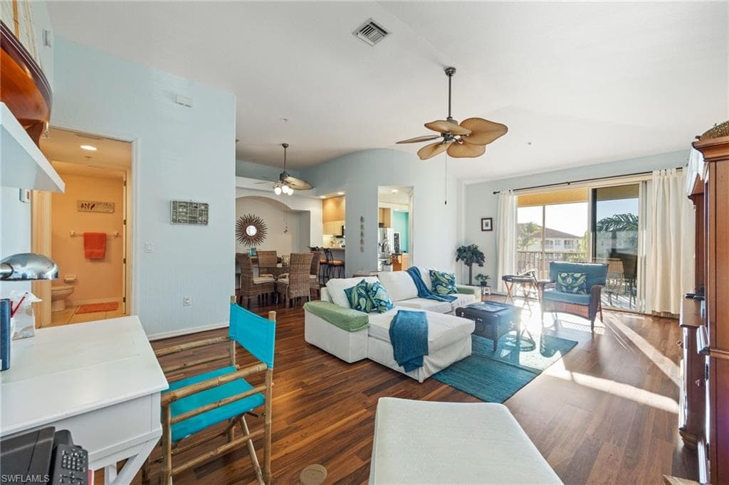 1121 Van Loon Commons CIR # 305, CAPE CORAL FL 33909-11