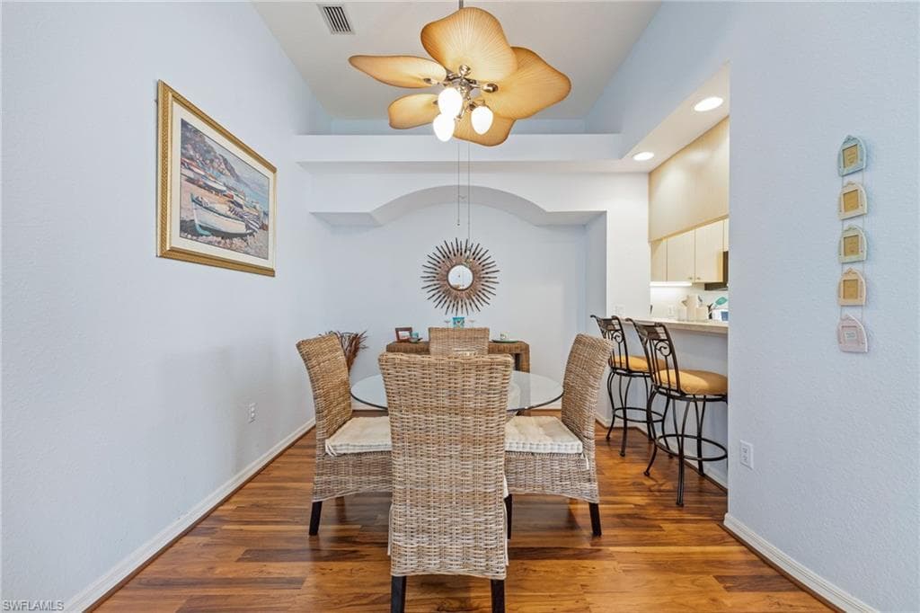 1121 Van Loon Commons CIR # 305, CAPE CORAL FL 33909-13