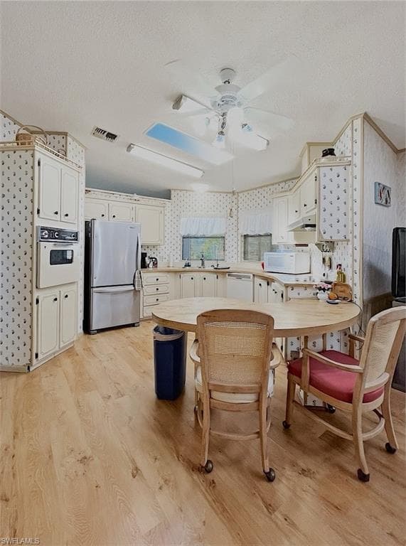 16209 Asheboro CT, FORT MYERS FL 33908-14