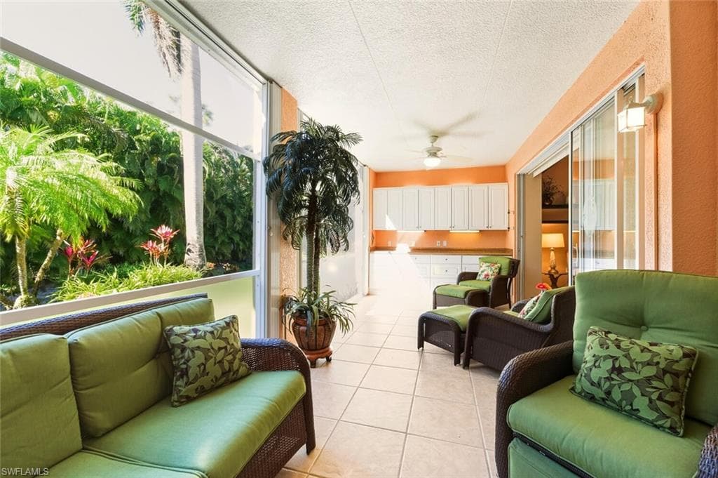 2350 Hidden Lake CT # 3, NAPLES FL 34112-15