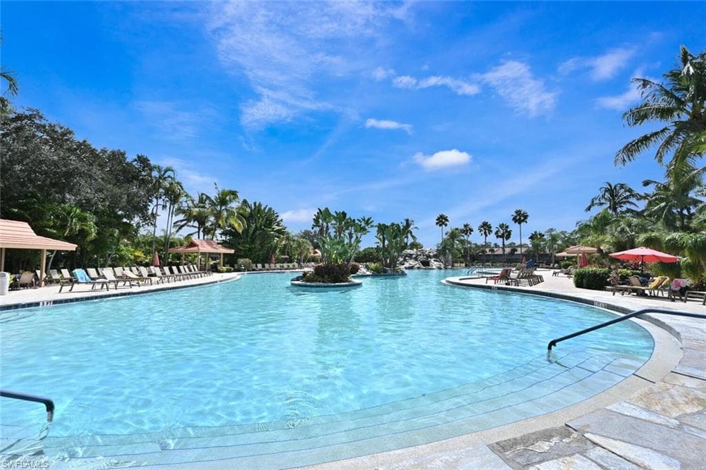 2350 Hidden Lake CT # 3, NAPLES FL 34112-27