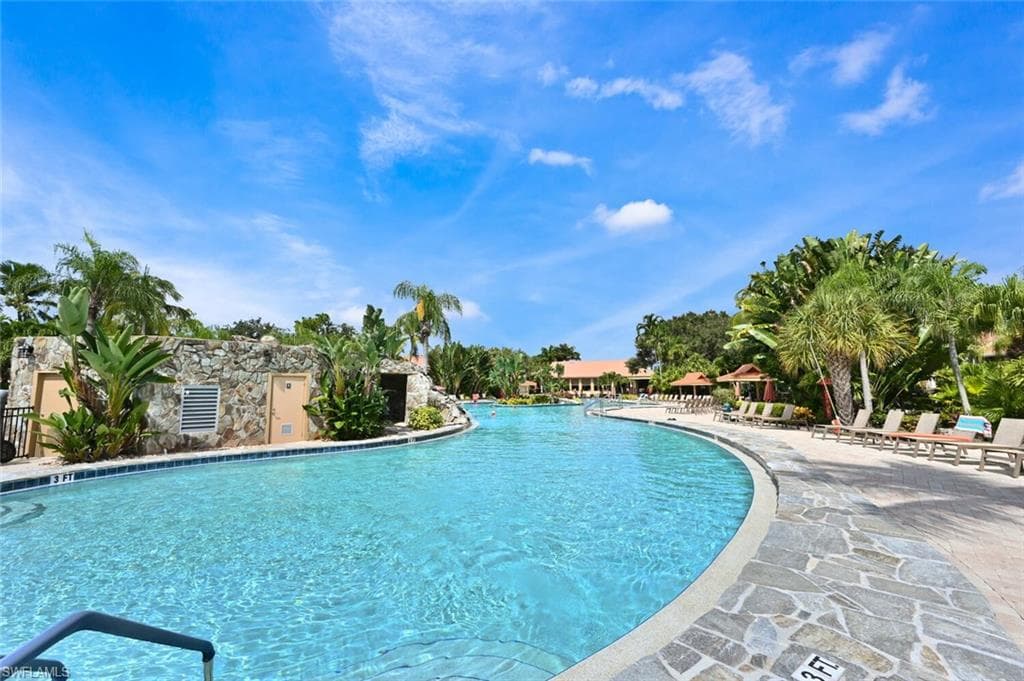 2350 Hidden Lake CT # 3, NAPLES FL 34112-29
