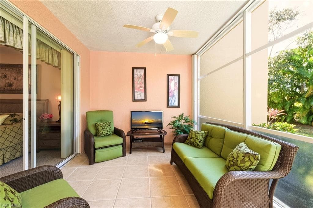 2350 Hidden Lake CT # 3, NAPLES FL 34112-17