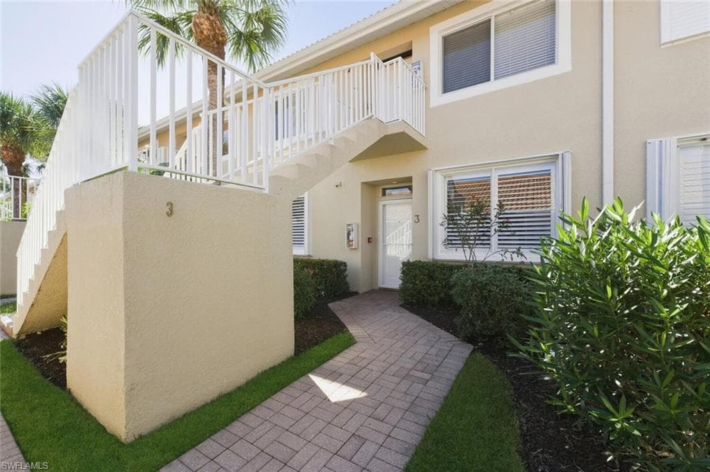 2350 Hidden Lake CT # 3, NAPLES FL 34112-24