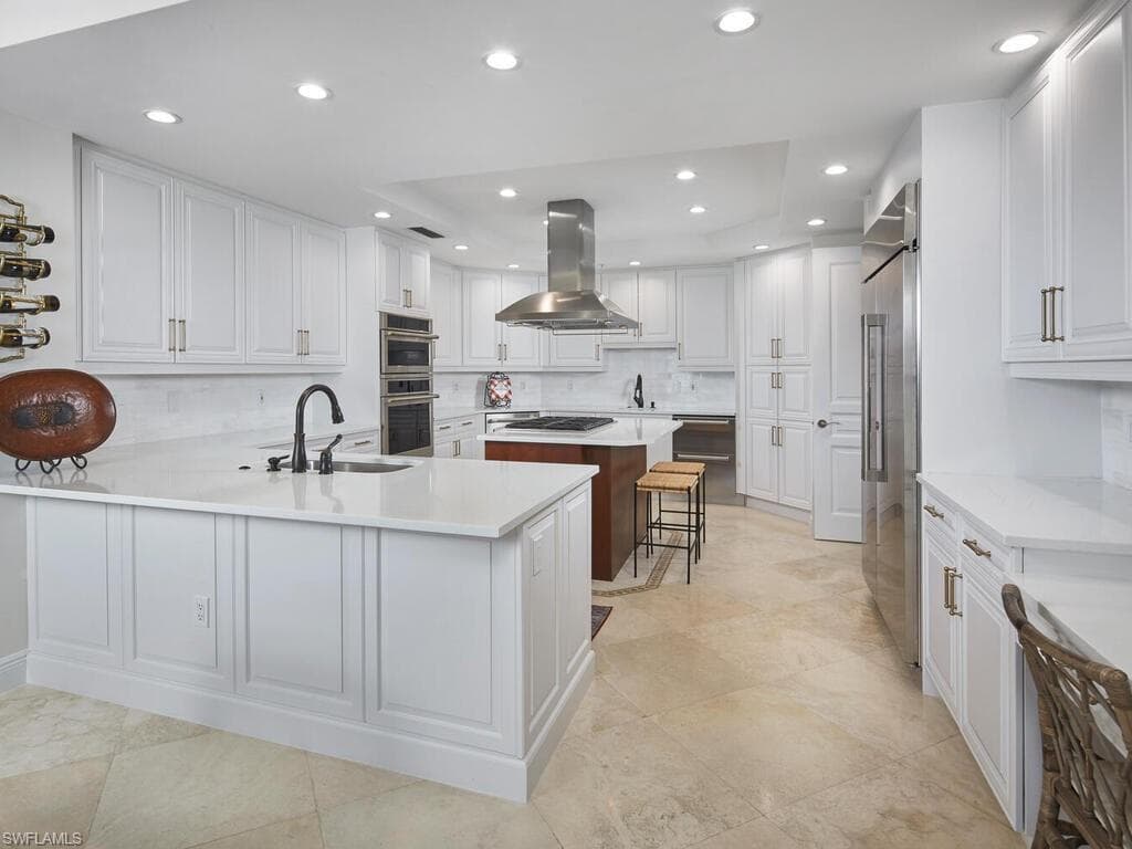 970 Cape Marco DR # 1107, MARCO ISLAND FL 34145-9