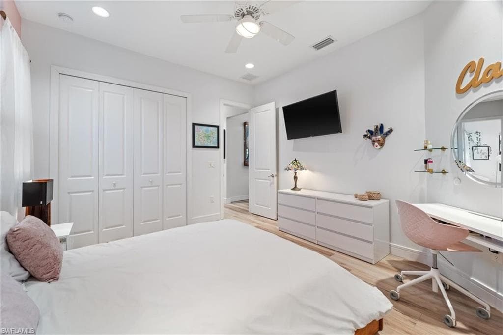 5858 Star Grass LN, NAPLES FL 34116-25