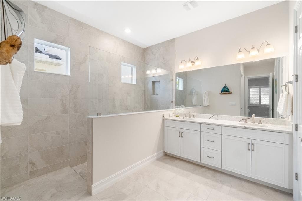 28113 Captiva Shell LOOP, BONITA SPRINGS FL 34135-11