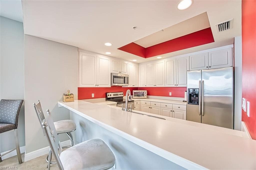 2090 W First ST 1810-11