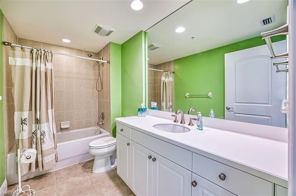 2090 W First ST 1810-29