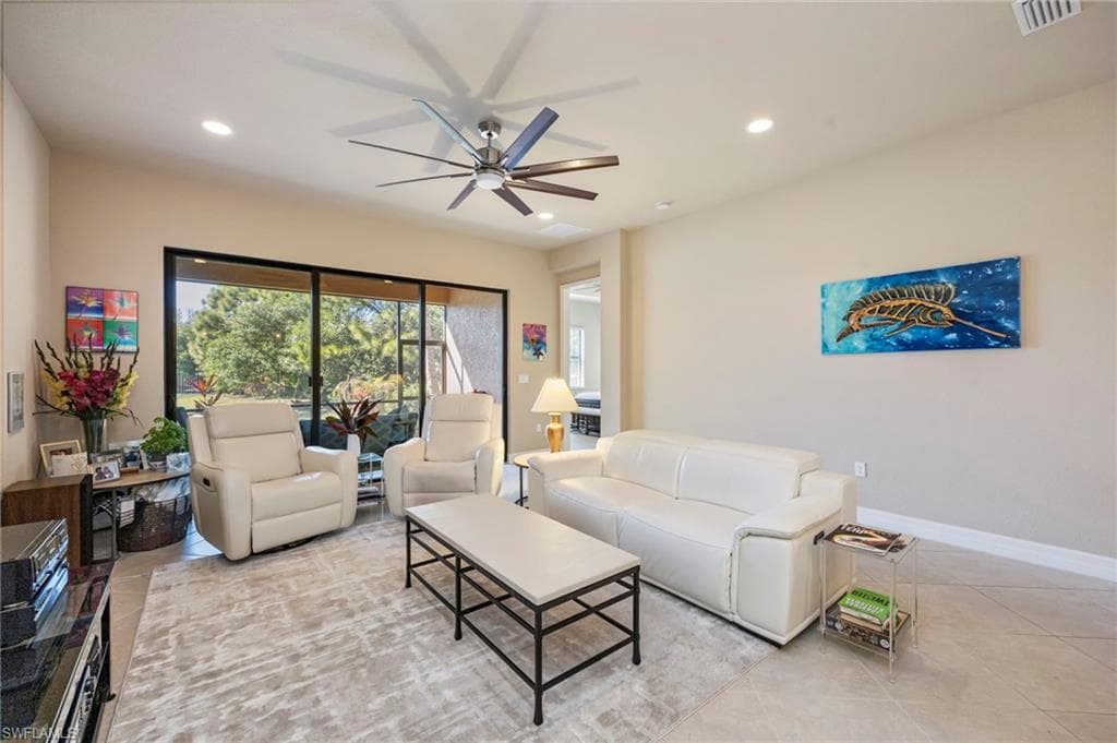 13315 Silktail DR, NAPLES FL 34109-6