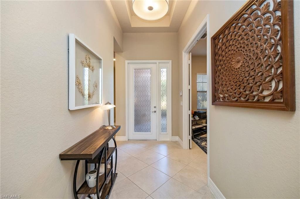13315 Silktail DR, NAPLES FL 34109-4