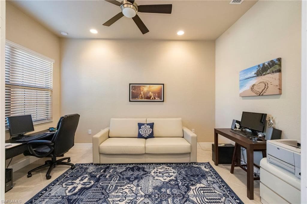 13315 Silktail DR, NAPLES FL 34109-8